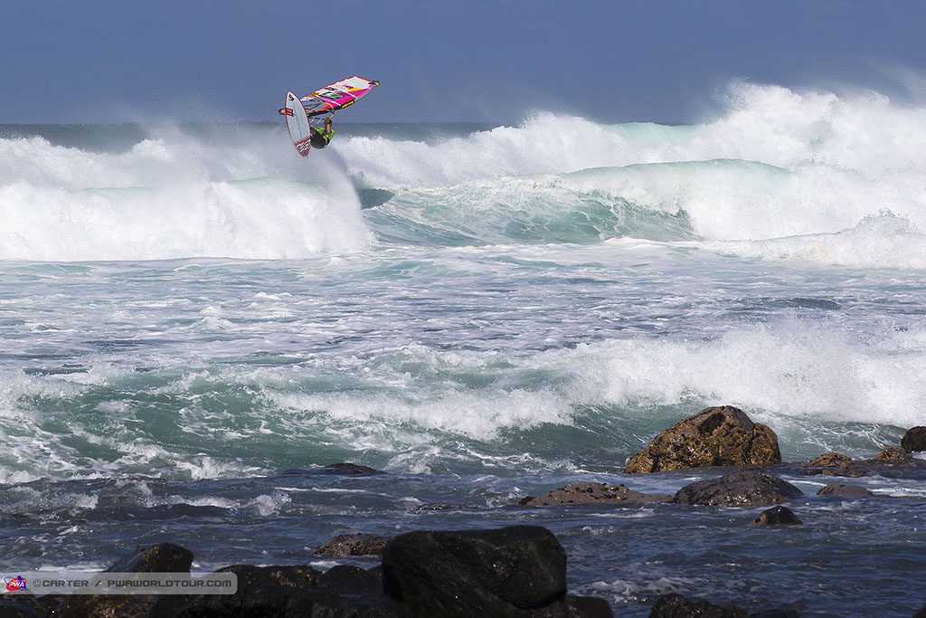 2016.11.06_1_AC16_wv_Robby_Naish