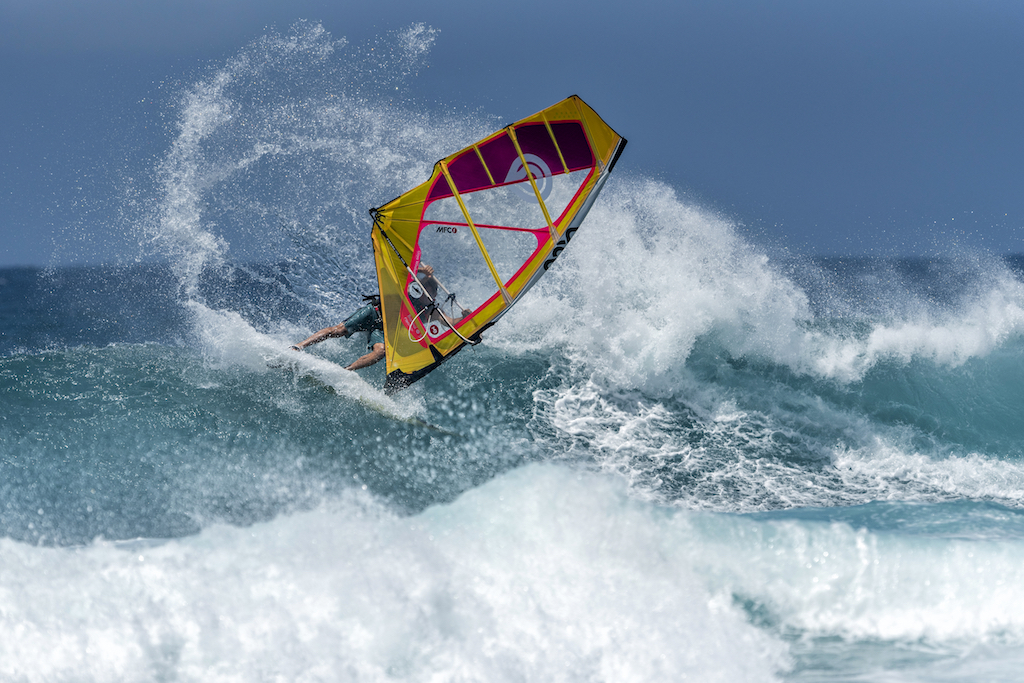 GOYA | Windsurfing magazine（ウインドサーフィンマガジン）