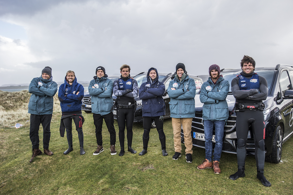 8 Storm Riders / L→R ▶︎ Daniel Bruch(G-1181)/ 1st=Jaeger Stone(KA-120)/ 3rd=Leon Jamaer(G-208)/ Adam Lewis(K-516)/ 4th=Robby Swift(K-89)/ Ricardo Campello(V-111)/ Thomas Traversa(F-3)/ 2nd=Philip Köster(G-44)/ Ⓒ John Carter_Red Bull Content Pool