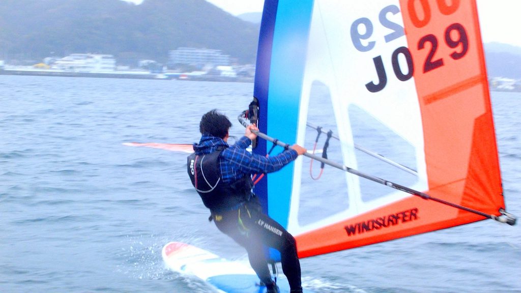 ウインドサーファークラスメンズ1位(全体総合7位)=長島一由(J029 / 早稲田大学OB)