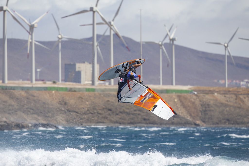 Takara Ishii(J-20)Gran Canaria, Pozo 2019 / ⒸJohn Carter_pwaworldtour.com
