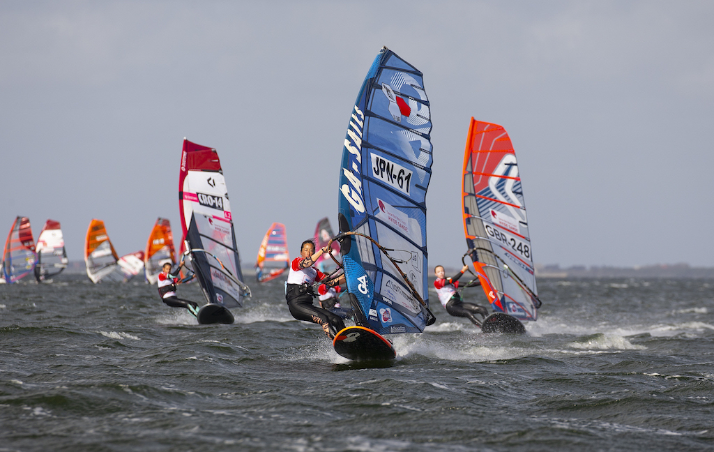 Answered by Ayako Suzuki（JPN-61）/ Denmark 2019_ⒸJohn Carter_pwaworldtour.com